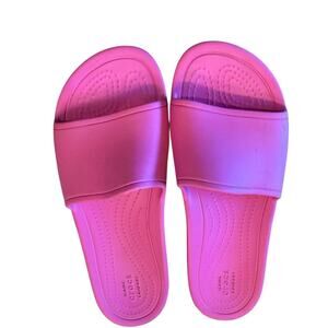 CROCS Vibrant Pink Slides In a Women’s size 10